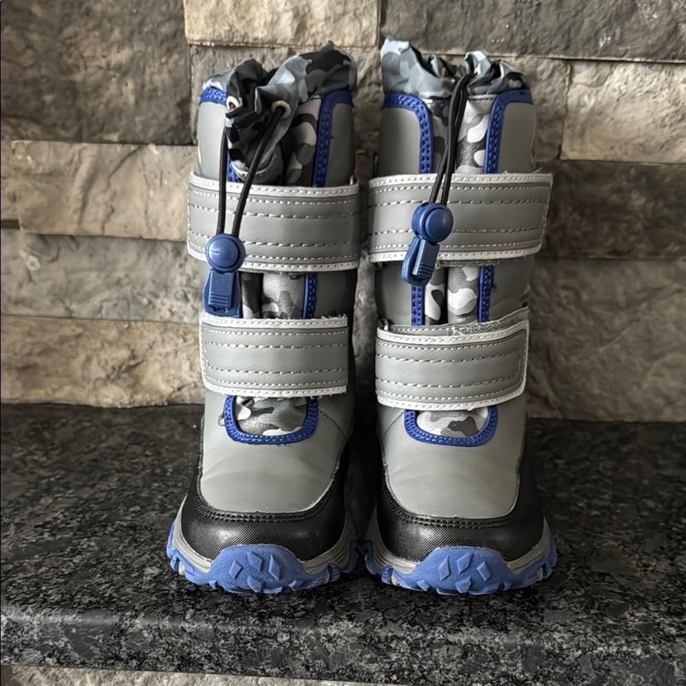 Kids' Lands’ End Gray and Blue Winter Boots - size 12
